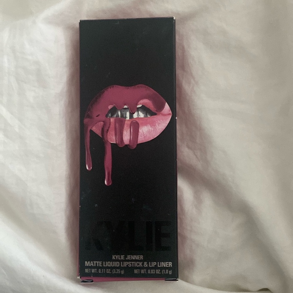 Kylie Jenner Lip Kit Posie K